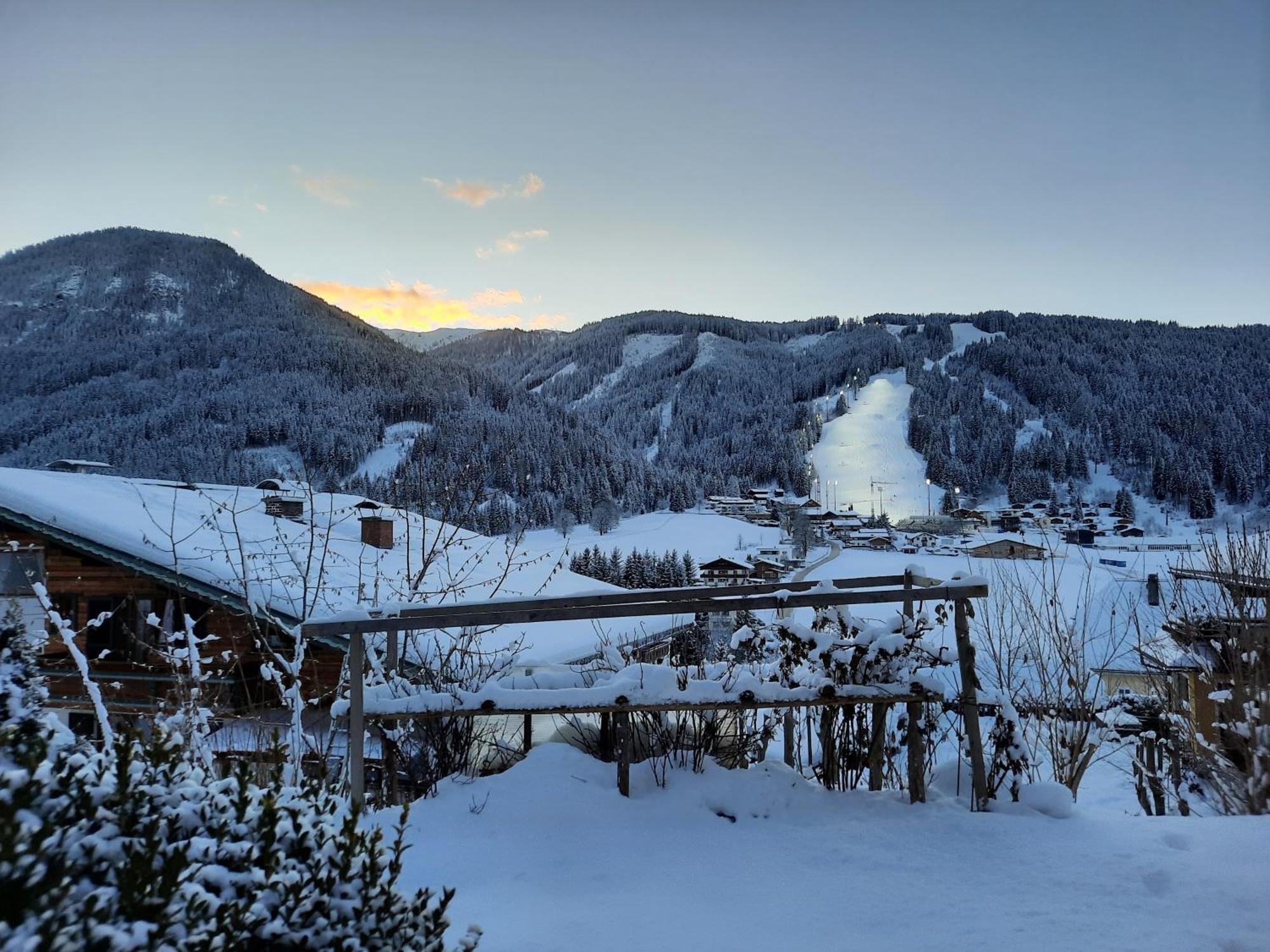 Apartamento Haus Traninger Flachau Exterior foto